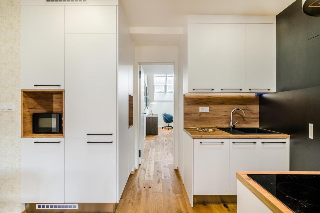Apartamento Prague Days - Premium Loft W Terrace - View - Netflix - Ac Exterior foto